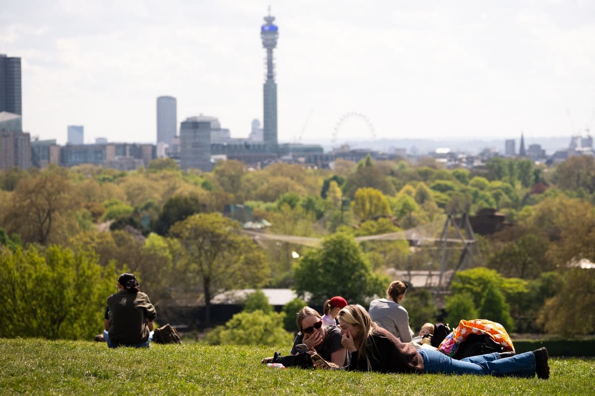 London weather: Mini heatwave on the way as temperature set to hit 26C next week - London Evening Standard