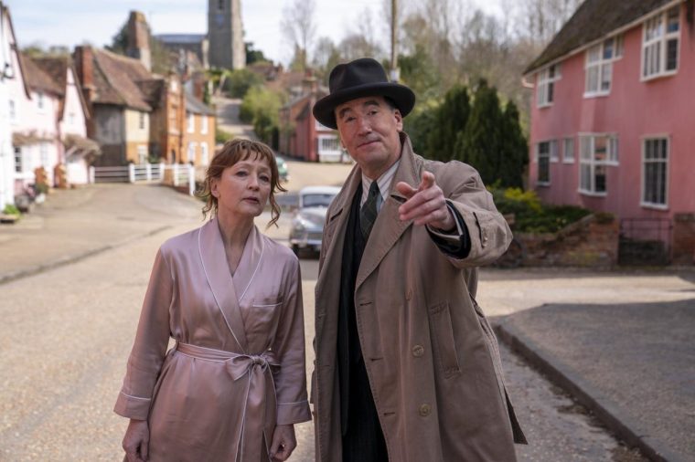 Magpie Murders,6,Susan Ryeland (LESLEY MANVILLE), Atticus Pund (TIM McMULLAN),Eleventh Hour Films,Nick Wall