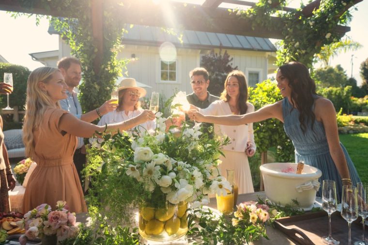 With Love, Meghan. (L to R) Heather Dorak, Harry, Duke of Sussex, Genevieve Hillis, Julian Zafjen, Kelly Zafjen, Meghan, Duchess of Sussex in episode 108 of With Love, Meghan. Cr. Jake Rosenberg/Netflix ?? 2025 With Love, Meghan TV still Netflix