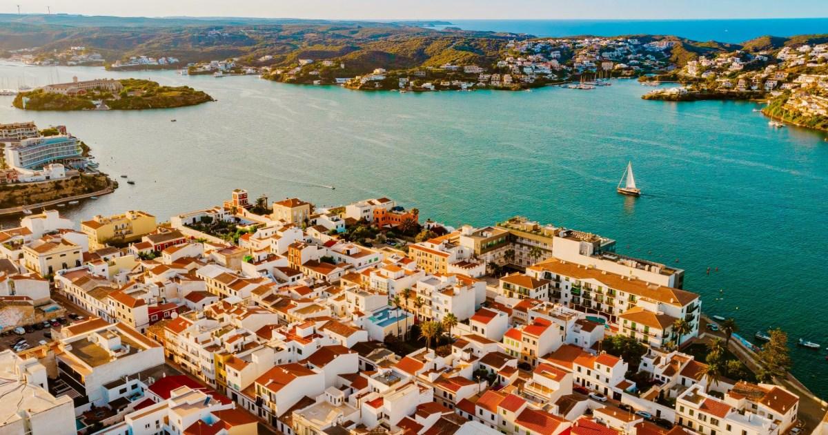 Spain's 'serious' new tourist rules set to affect 90,000,000 holidaymakers