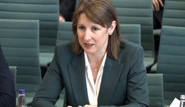 Cash ISA changes are on the way, Reeves confirms