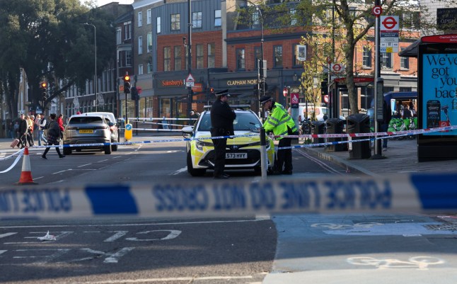 A section of the A3 Clapham High Street remains cordoned off this morning following a triple stabbing that occurred late last night, with one person arrested in connection with the attack. Emergency services were called to the southbound carriageway of Clapham High Street, between Bedford Road (Clapham North Station) and Aristotle Road, shortly after 9:15 PM on Thursday, 10 April. The incident, which unfolded under the railway bridge, drew a heavy police presence, with Metropolitan Police and London Ambulance Service responding swiftly. A crime scene remains in place, and forensic teams continue to examine the area. Three People Stabbed, One Arrest Made A Police source?? has confirmed that three people were injured in the attack. Their conditions have not yet been publicly released, though all were taken to hospital for treatment. A Metropolitan Police source??confirmed that one individual has been arrested and is currently in custody. The nature of their involvement is under investigation. Road Closures and Travel Disruption As the investigation continues, the A3 southbound remains closed, with diversions affecting bus routes 50, 88, 155, 322, and 345. Despite the closures, traffic is said to be coping well, though drivers and commuters are being advised to avoid the area and allow for extra travel time.