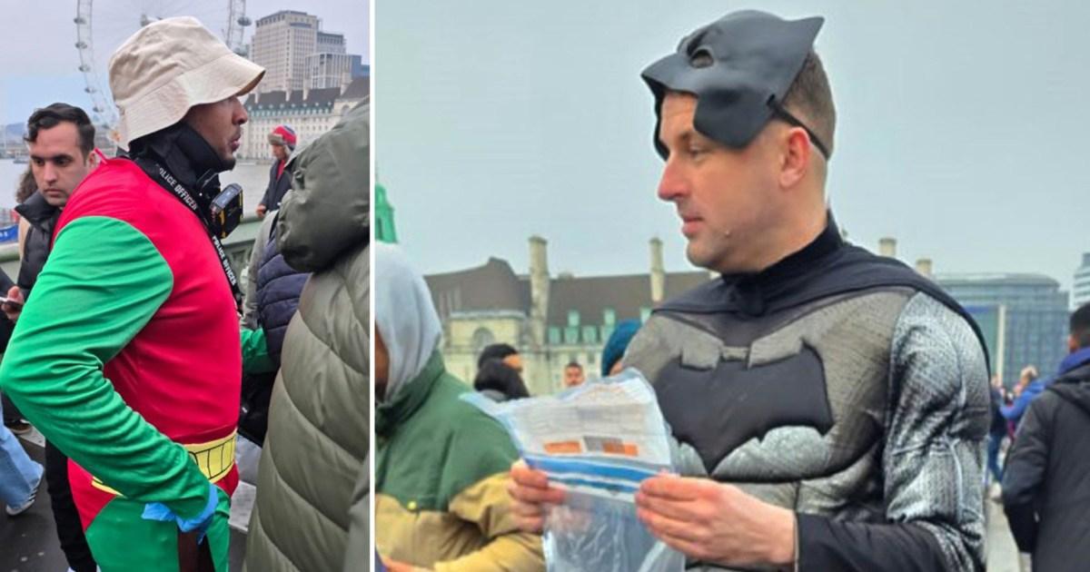 Batman and Robin 'deliver vengeance' to scammers preying on London tourists | News UK