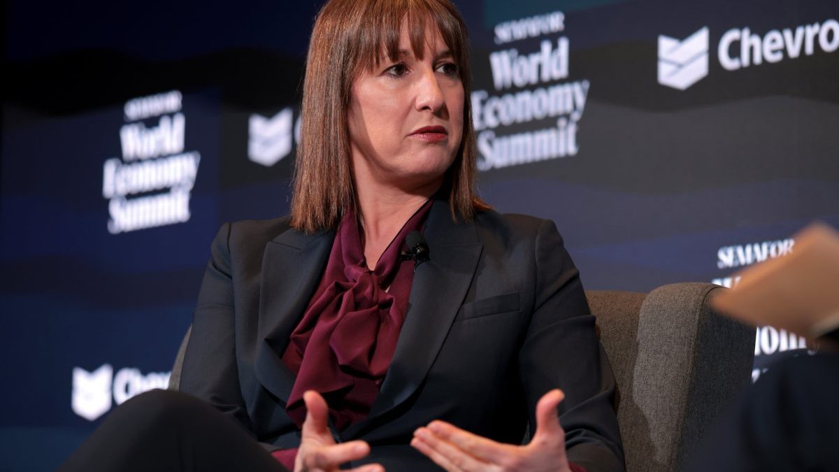 Reeves signals support for under 30s visa scheme ahead of Brexit summit