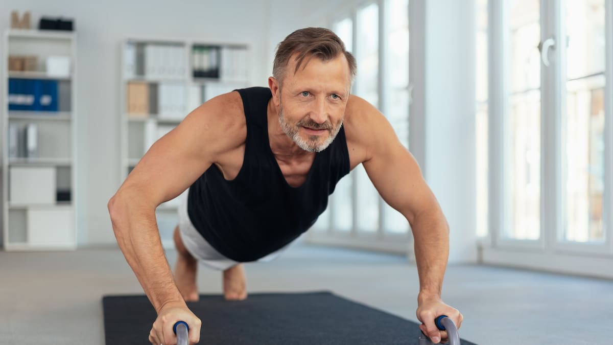 Shanghai gym visit turns into health scare for midlife Kiwi traveller