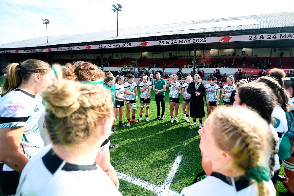 Head Coach Scott Bemand leads the Ireland huddle at full time after the Women's Six Nations Rugby Championship win over Wales at Rodney Parade. Photo by Kian Abdullah/Sportsfile