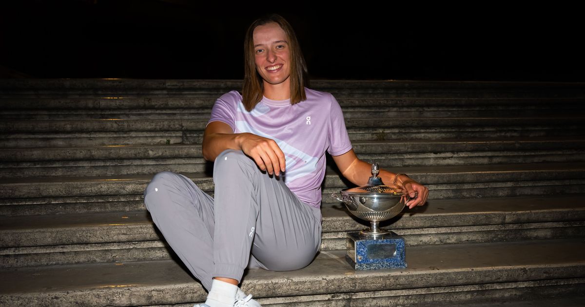 Swiatek, Sabalenka aim for rematch of last year's final
