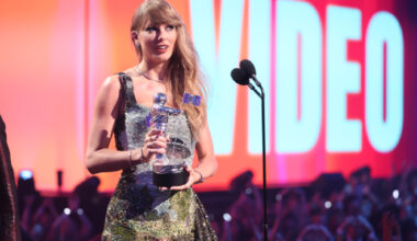 Taylor Swift lands the biggest-selling new vinyl release of the decade