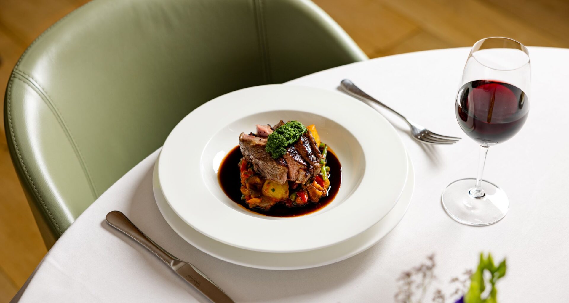 London Hotels for An Easter Family Escape -