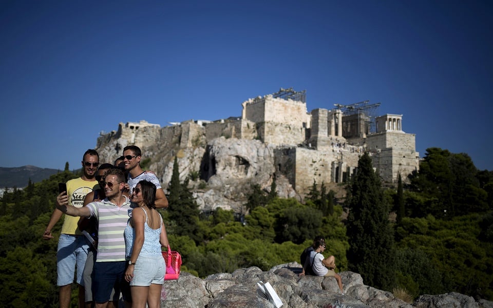 No auto-pilot for tourism | eKathimerini.com