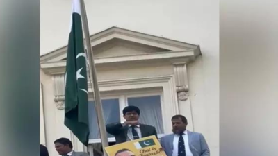 Met Police are investigating Pak diplomat's throat-slitting gesture directed at Indian-origin protesters in London