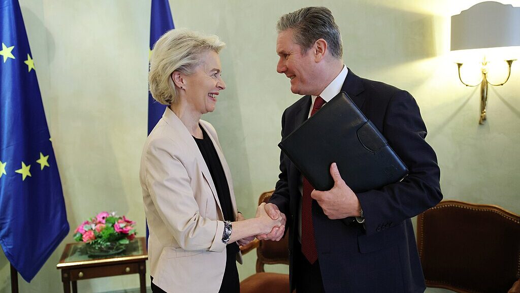Ursula von der Leyen and Keir Starmer
