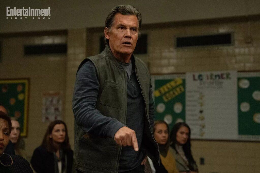 weapons josh brolin