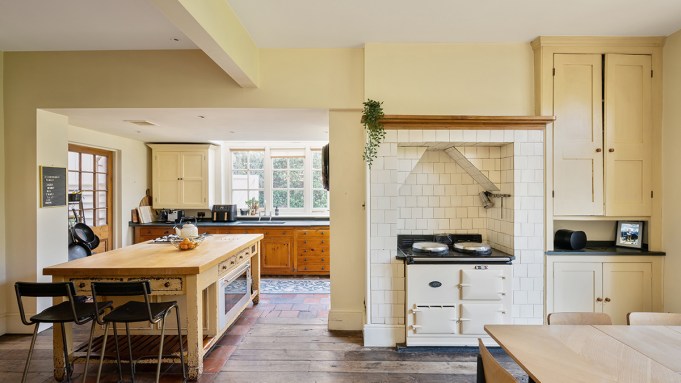 The Rolls-Royce Family’s Former London Home Lists for $5.3 Million
