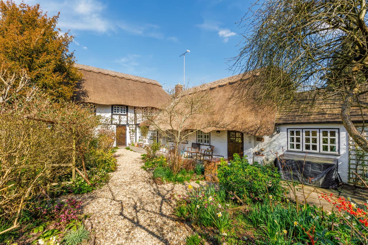 The prettiest country cottages within one hour's commute from London