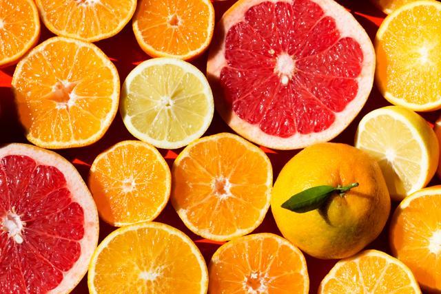 Citrus fruit like clementines, lemons, oranges, grapefruits and kiwis are packed with vitamin C. (Shutterstock)