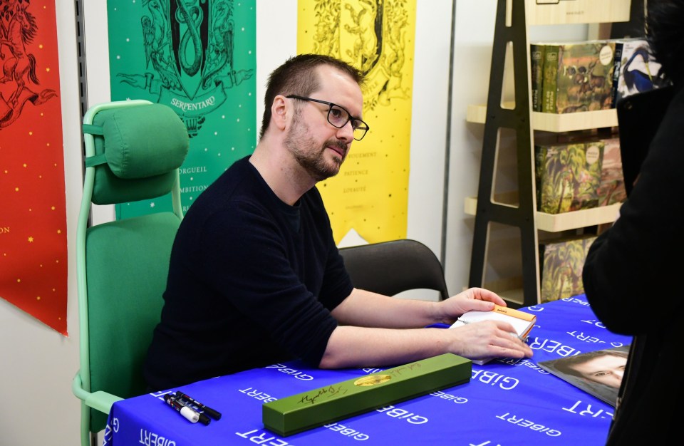 Sean Biggerstaff at a book signing.