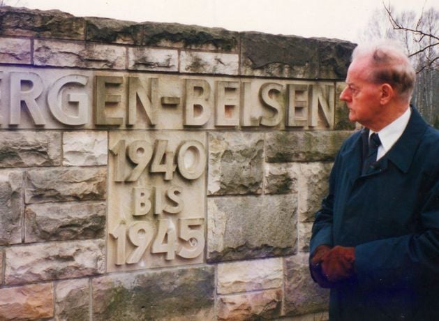 Bergen-Belsen: UUP MP marks 80th anniversary of ‘brave’ British soldiers and former party leader Jim Molyneaux who liberated Nazi concentration camp