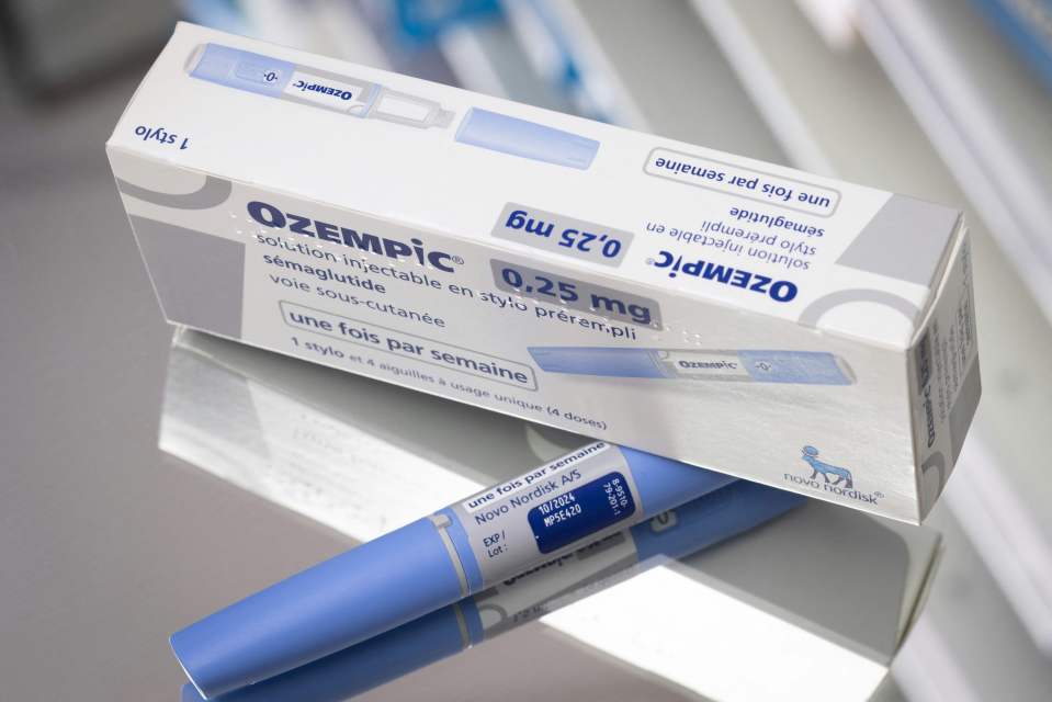 Ozempic 0.25 mg anti-diabetic medication pen and box.