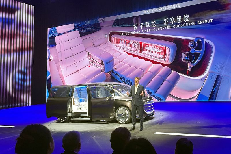 Mercedes CEO urges EU to find equitable solution to China-made EV tariff dispute