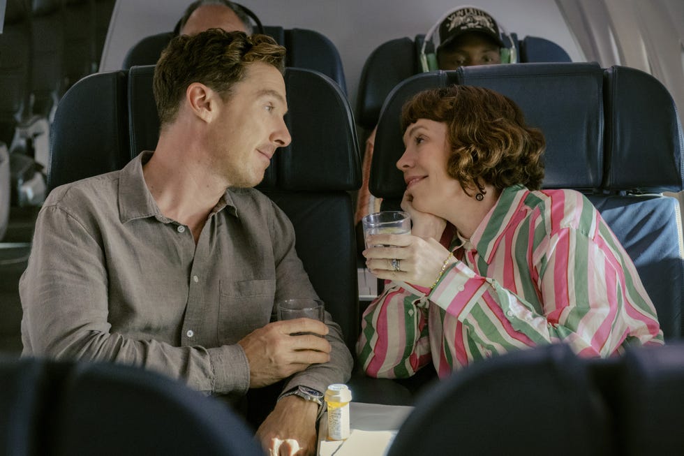 benedict cumberbatch, olivia colman, the roses