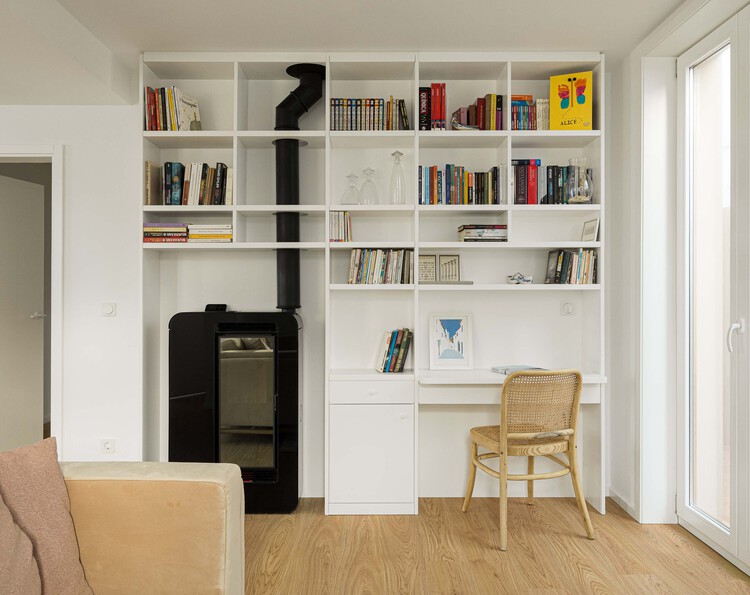 Clara House  / M2.senos arquitectos - Interior Photography, Closet, Shelving, Wood, Lighting, Table, Chair