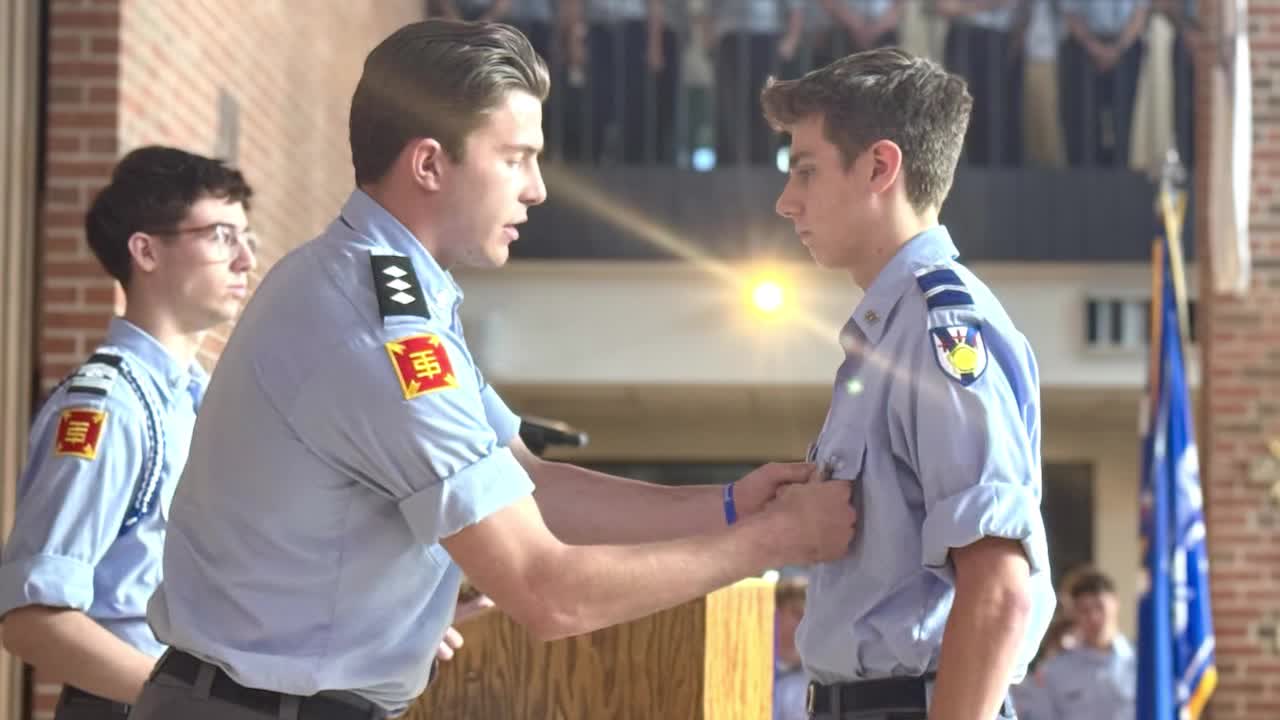 Saint Thomas Academy student uses Narcan from dispenser to save man's life