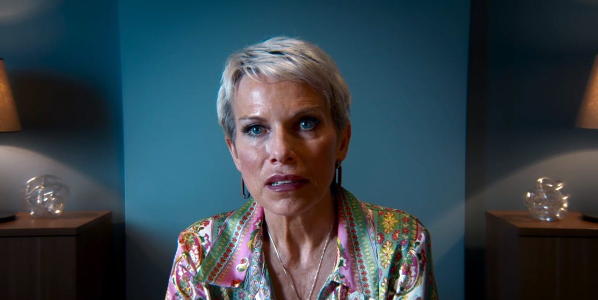 Coronation Street fans praise "phenomenal" Sue Devaney as Debbie's emotional story begins