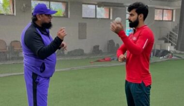 Shadab Khan responds to criticism about his relationship with Saqlain Mushtaq
