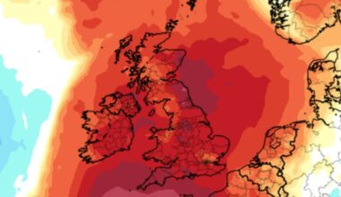 Exact date 'three weeks of sunshine' to arrive in Scotland as weather experts predict '25C heat surge'