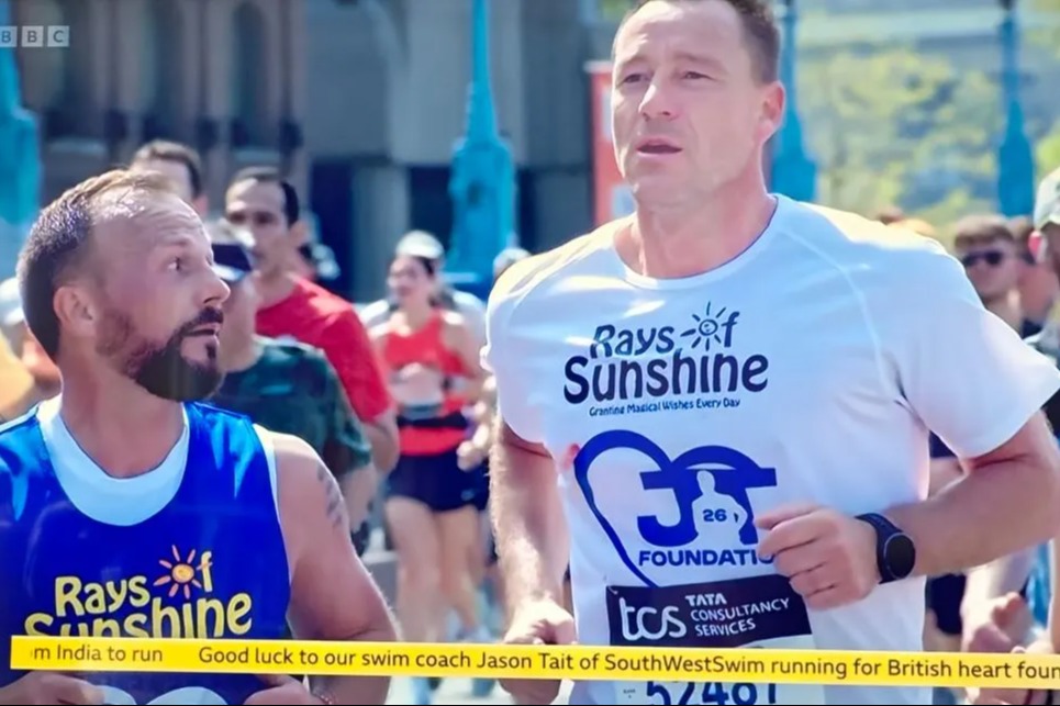 John Terry picks up bizarre injury during London Marathon he runs alongside Chelsea teammate