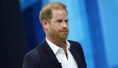 Meghan Markle 'dumped her dad,' first husband AND Royal Family - Harry has no chance, experts slam