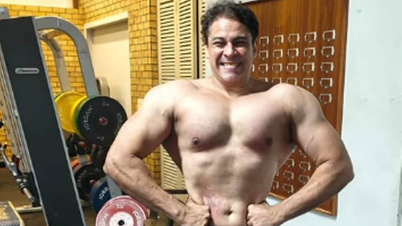 Cyrus Broacha
