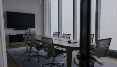 Summers Warns US Likely Headed to Recession, 2 Million Jobless