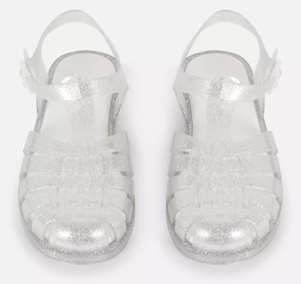 Silver glitter jelly sandals.