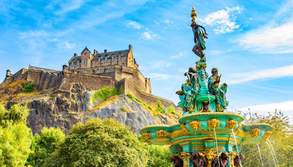 Edinburgh Castle and the Ross Fountain.