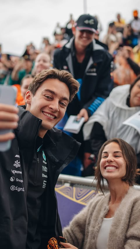 George Russell and his girlfriend taking a selfie.