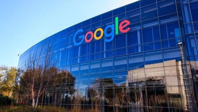 Google tells more employees to work in-office or risk losing their jobs.
