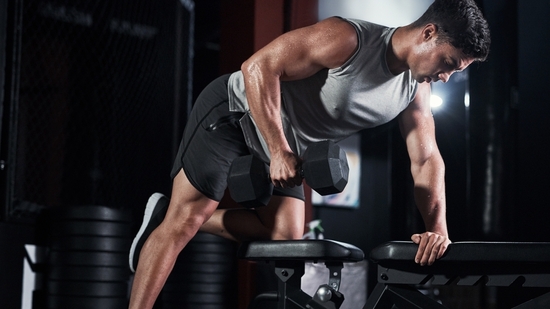 Don't get carried away and instead keep focusing on your goals when you join the gym.(Shutterstock)