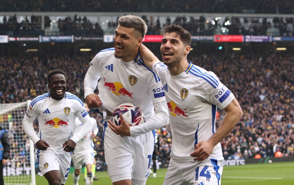 Piroe had already done his bit with an incredible four-goal display