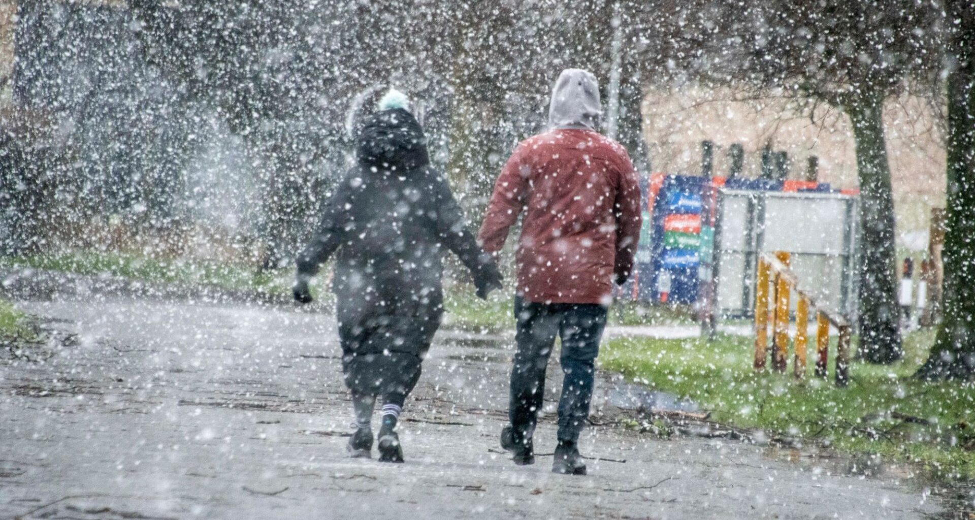 Scotland's scorching spring sunshine halted by return of SNOW as Easter forecast revealed