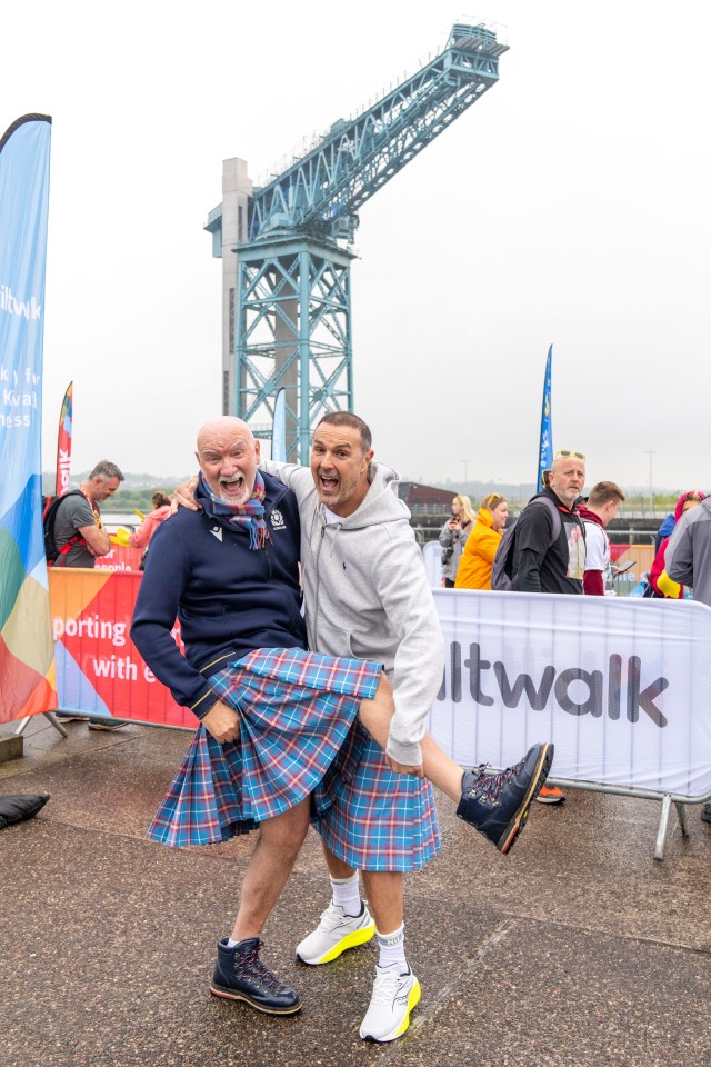 Paddy McGuinness and Sir Tom Hunter at the start of a Kiltwalk.