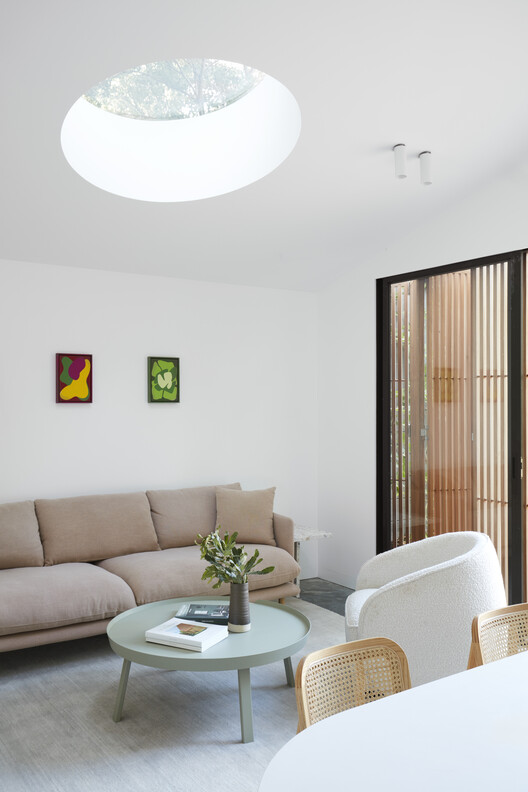 Pool House / buck&simple - Interior Photography, Living Room, Wood, Table, Sofa, Lighting, Chair