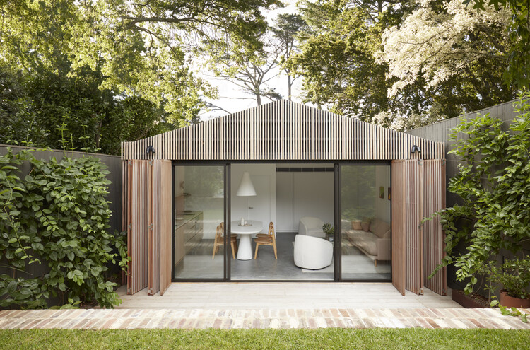 Pool House / buck&simple - Image 1 of 23