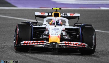 Liam Lawson, Racing Bulls, Bahrain International Circuit, 2025