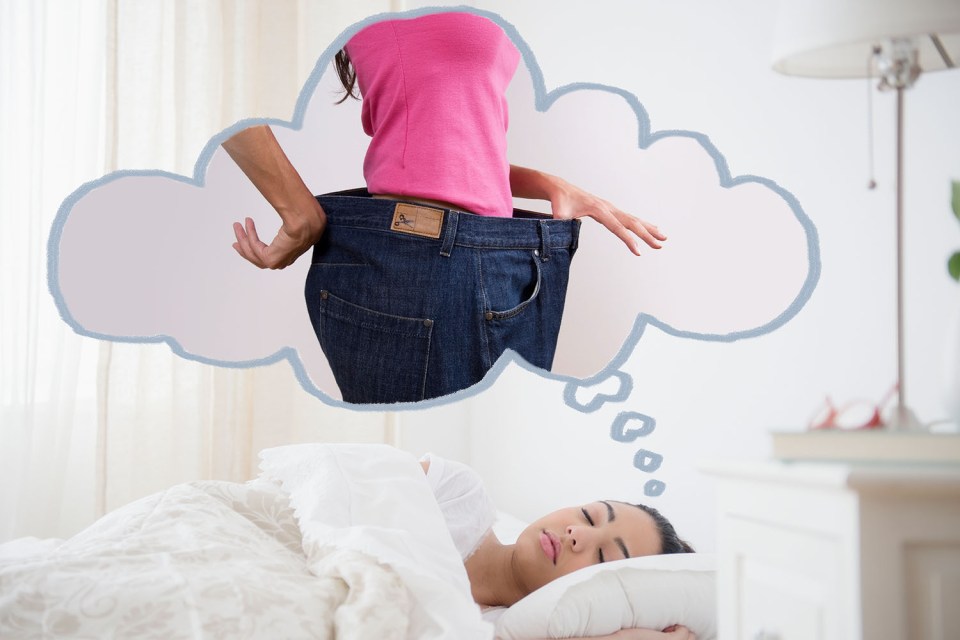 Woman sleeping and dreaming of herself in loose jeans.
