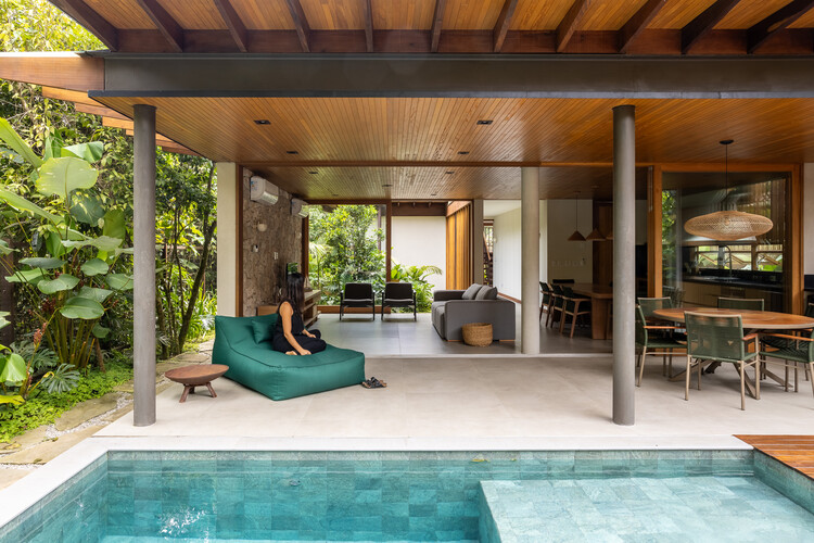 ISA Residence / Pitta Arquitetura - Interior Photography, Living Room, Garden