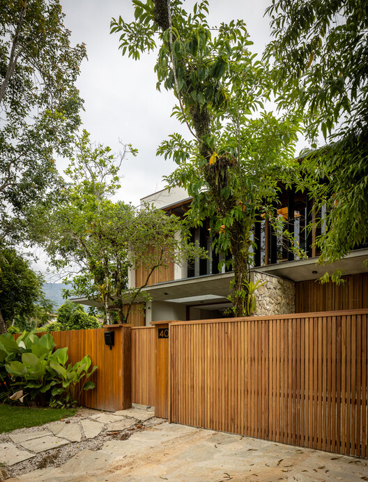 PCW Residence / Pitta Arquitetura - Image 6 of 40
