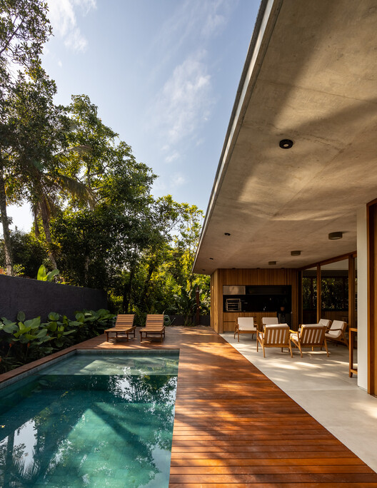 PCW Residence / Pitta Arquitetura - Image 34 of 40