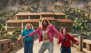 (L-r) JACK BLACK as Steve, JASON MOMOA as Garrett and SEBASTIAN HANSEN as Henry in Warner Bros. Pictures’ and Legendary Pictures’ A Minecraft Movie, a Warner Bros. Pictures release.